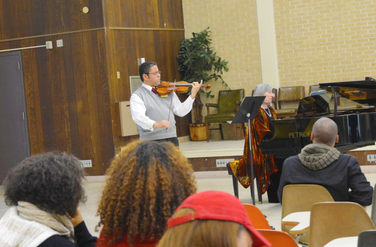 SUMTA Collegiate Chapter brought Su Chamber Music Series to Stewart Hall on Tuesday February 24th with Reginaldo Nascimento, a Brazilian Conductor and famous violinist as the performer, accompanied by Dr. Leslie Spotz from Tarleton State University.