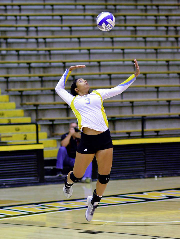 Freshman setter, Vaterra Calais sets the ball in perfect form in tournament weekend against three non-conference teams in Hattiesburg, MS on August 28-29.