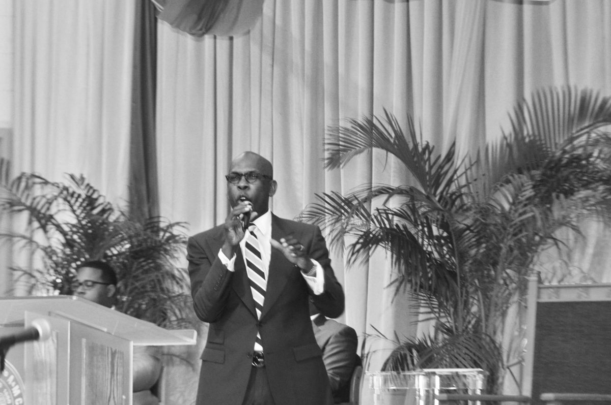 Lauren Johnson/DIGESTBishop Joseph Walker III, Pastor of Mt. Zion Baptist Church of Nashville, Tennessee delivers a powerful message during the 2015 Homecoming Ecumenical Worship Service held on Tuesday, October 13 in the Royal Cotillion Ballroom.