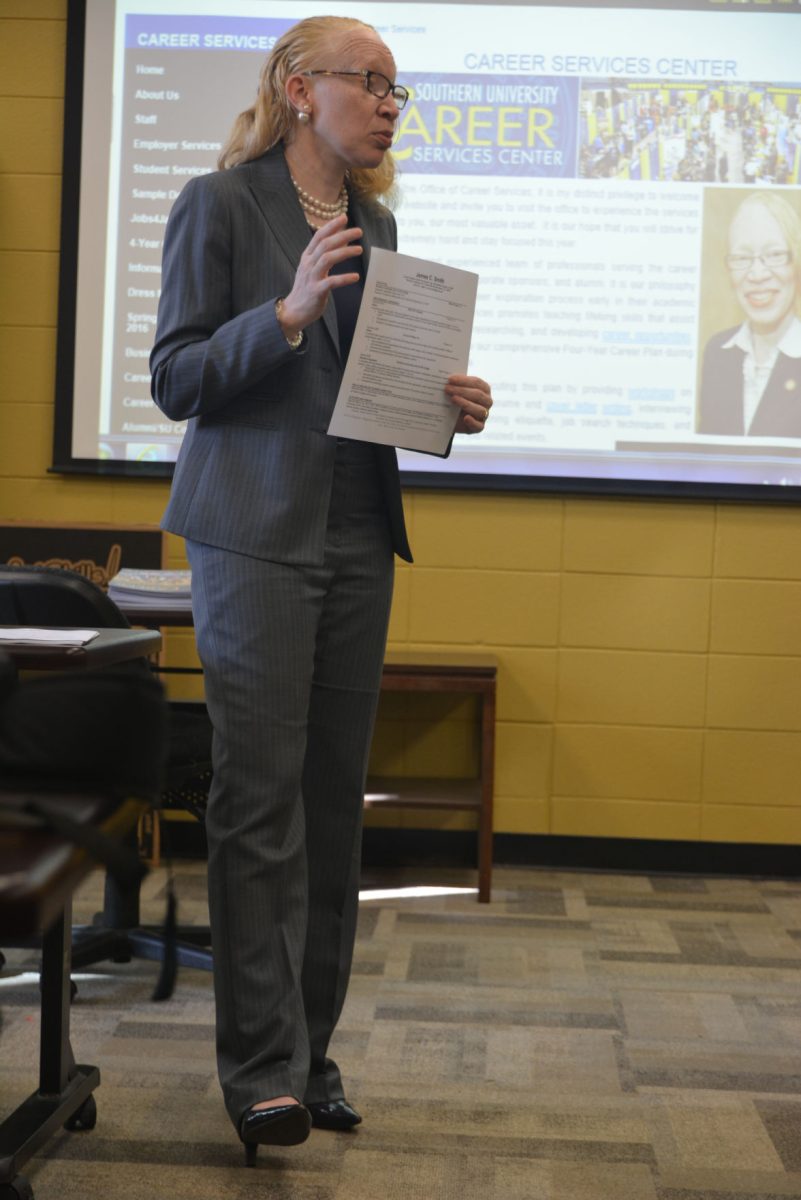 Tamara Foster-Montgomery, Director of Office of Career Services discusses how to properly build resume at the resume seminar held in Stewart hall on Wednesday, October 21.