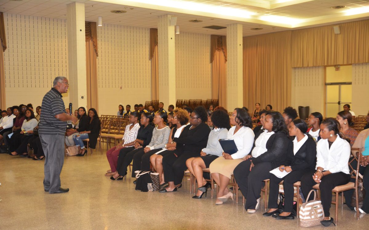 The Men's Federation and the Alpha Tau Chapter of Delta Sigma Theta hosted Relationship Relay where Rev AJ Johnson speak about the Battle of the Sexes for SU students.