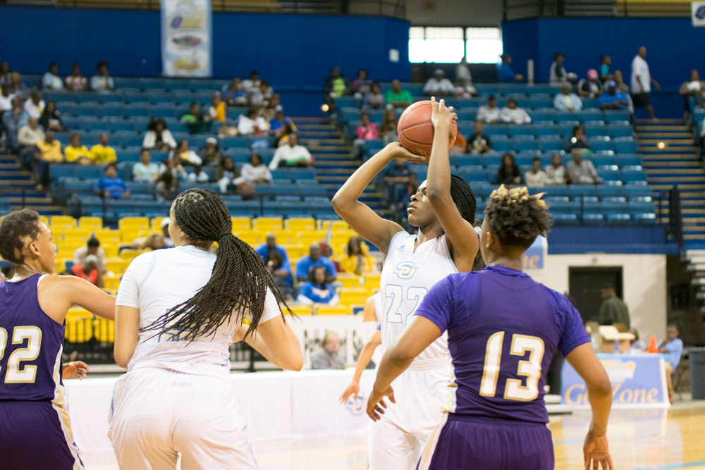 Sophomore Guard Briana Green takes the open shot against Prairie View A&amp;M&#8217;s Lanikki McMillian on Saturday March 5.
&#160;