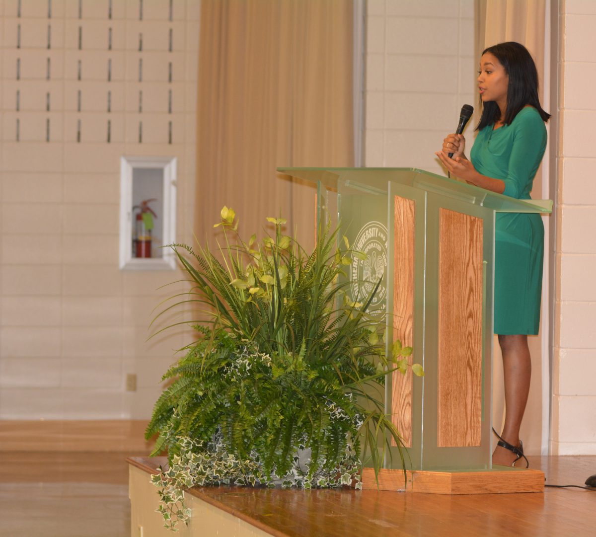 ABC News Producer Rachel Scott as she gives a speech to students during The State of the African-American Millenial Professionals Symposium on April 16 at 10:00 am in the Royal Cotillion Ballroom of the Student Union.