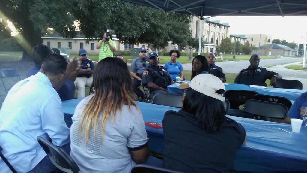 &#160;
Southern University Police Department along with members of other Law Enforcement entities gather to speak with students during the &#8220;Coffee with a Cop&#8221;&#160; event held Friday, October 7.