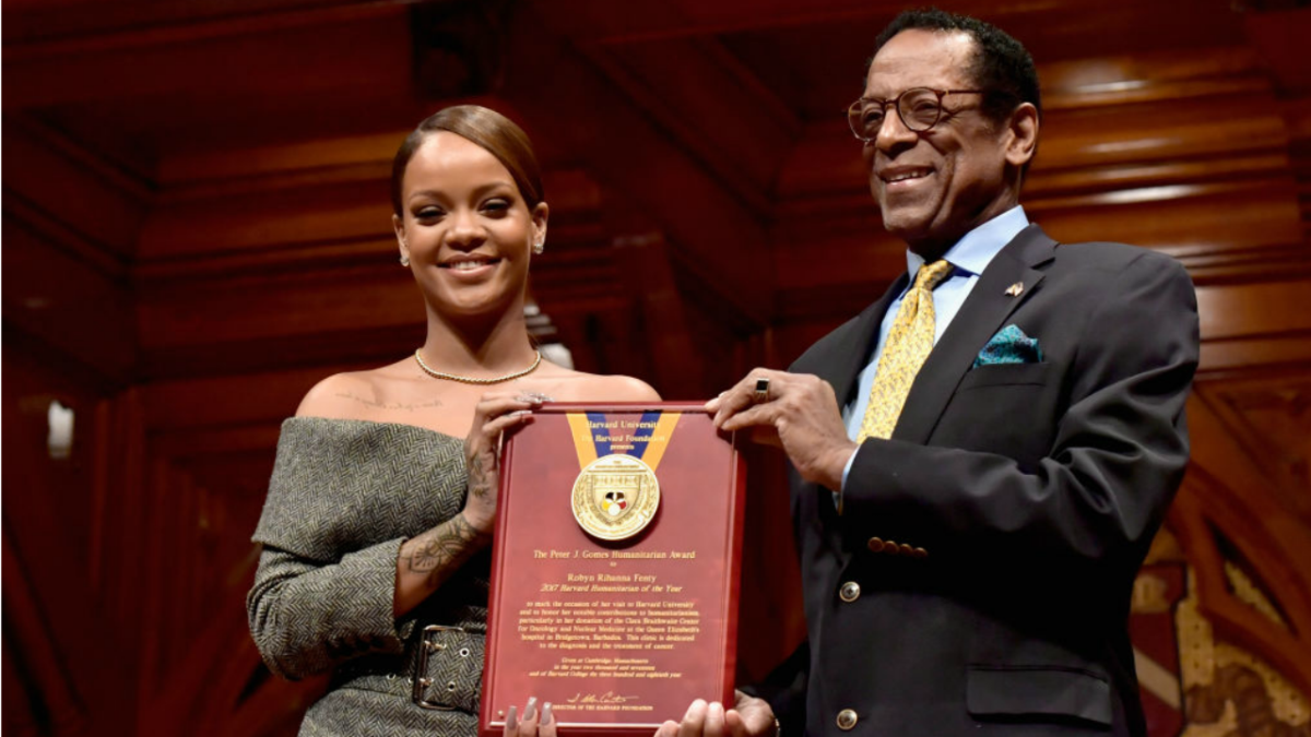 Rihanna Awarded Humanitarian of the Year  by Harvard University