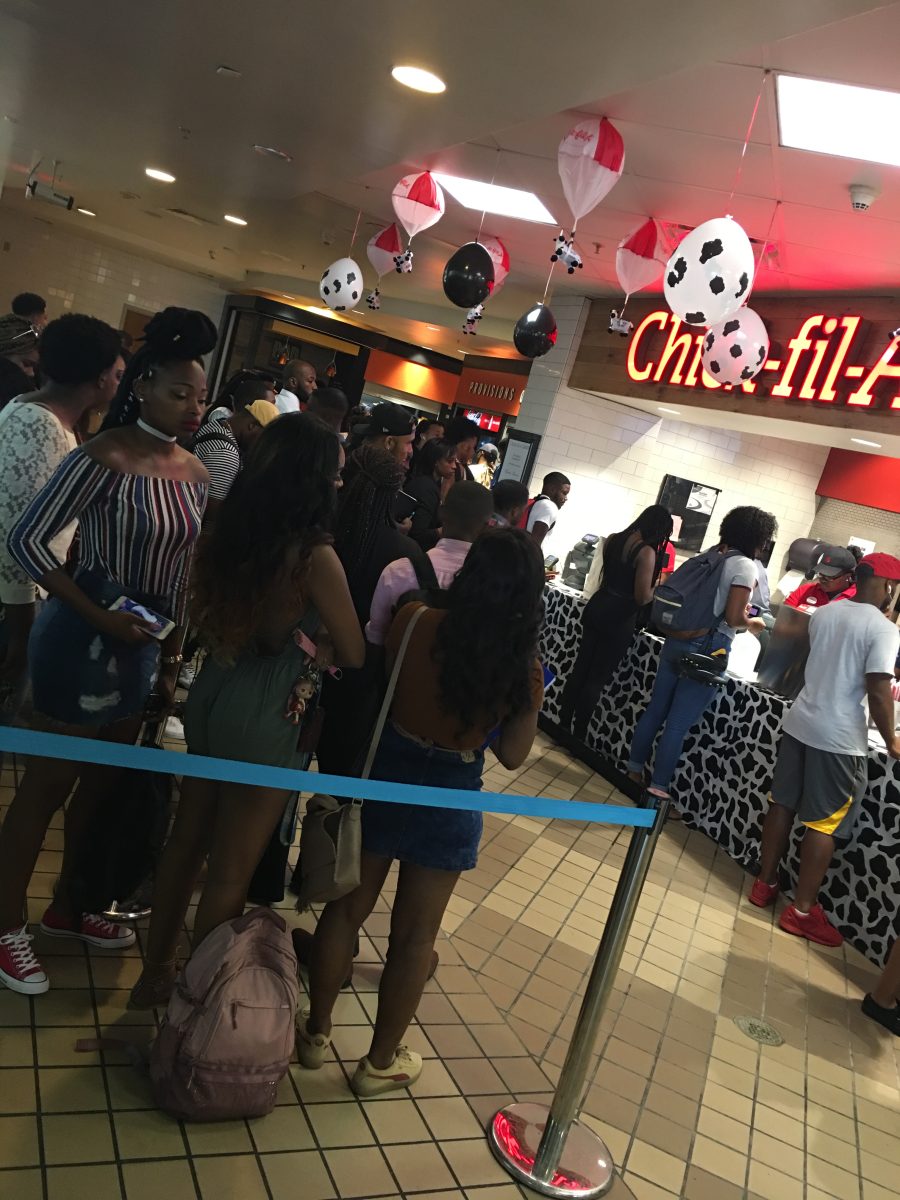 Students wait in line during the grand opening of Chick-fil-A inside the student union food court on Wednesday, August 23. (Bria Gremillion/DIGEST)