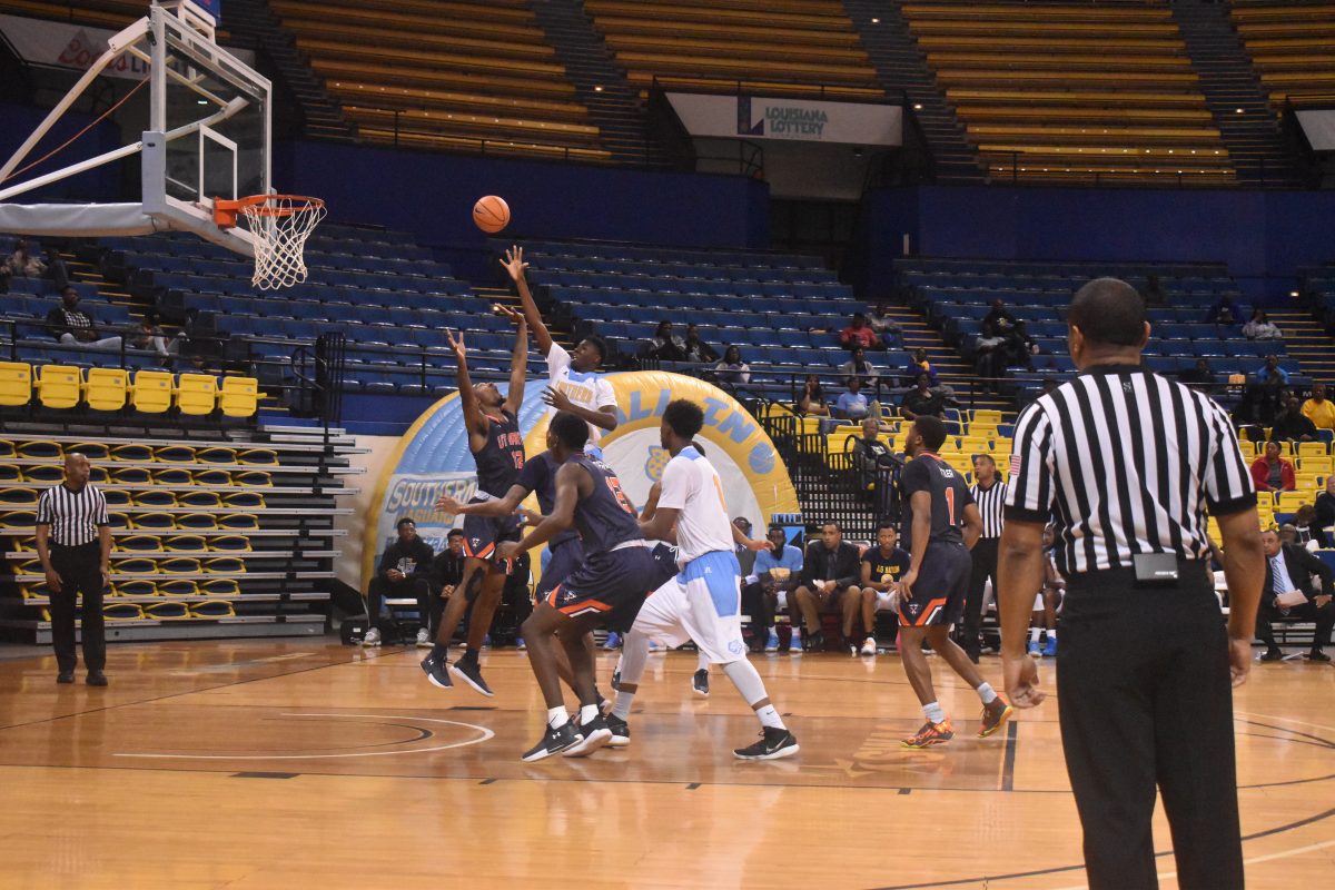 Senior forward, Emanual Shepherd, goes up for a layup in the game against Tennessee-Martin on Wednesday, November 22 in the F.G. Clark Activity Center. (Arnita Dove/DIGEST)