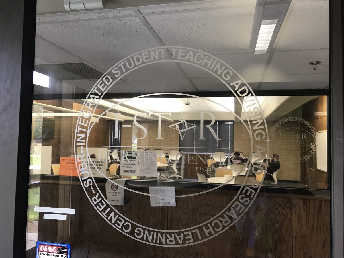 Newly plastered signage for the I-STAR Center. Inside, students can apply to be a tutor, or visit to be tutored in core STEM subjects. (Kiyanna Givens/DIGEST)