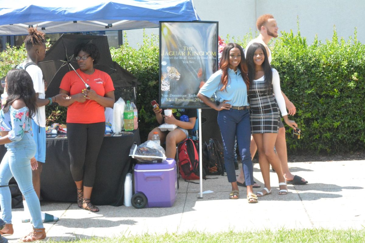 Miss Freshman elect, Dominique Taylor, stands at her campaign table with supports during Elections Week&#160; fall 2019. (Davon Jackson/DIGEST)
&#160;