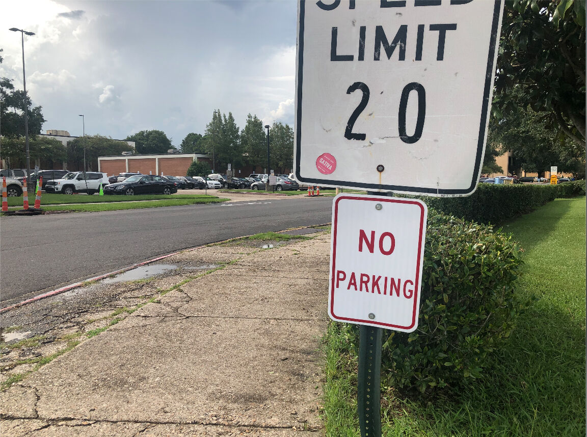 A posted no parking sign just outsode of T.H. Harris Hall. Students. (DIGEST FILE)