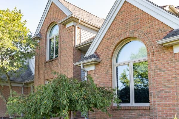 How to Improve the Functionality and Charm of Your Home With Windows